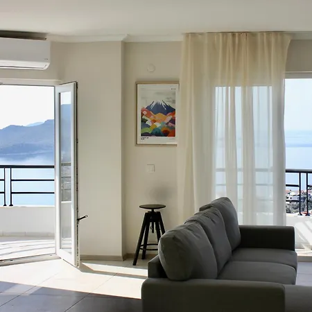Lacivert Kaş